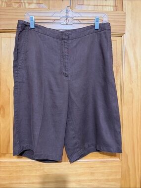 Eileen Fisher Brown 100% Organic Linen Bermuda Shorts, Size 8.